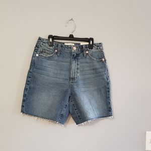 Womens Universal Thread NWT Bermuda Denim Jean Shorts Size  4